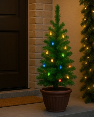 umělý vánoční stromeček s osvětlením