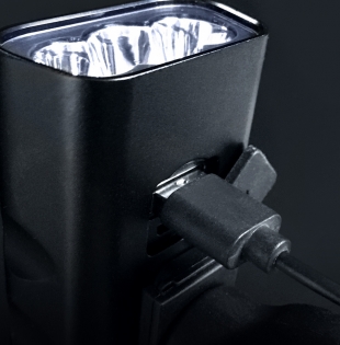 Profi cyklo svítilna přední