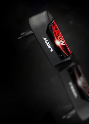 víceúčelová nabíječka