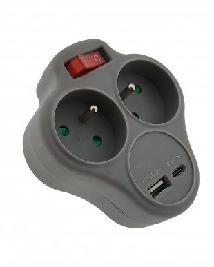 adaptér s nabíjením USB