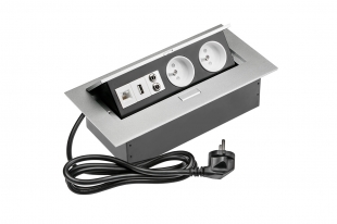 vestavná zásuvka + USB, internet