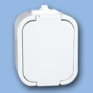 Zásuvka jednoduchá IP-44 na omítku GNT-16B